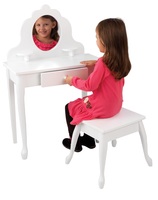 Medium vanity & stool